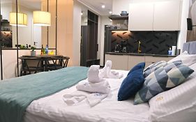 Blue Horizon Apartments